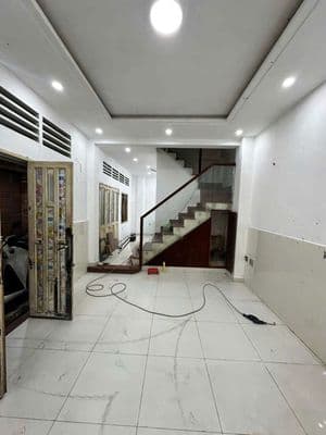 Cho thuê nhà vị trí đẹp sát mt đường xô viết nghệ tĩnh p21 bình thạnh