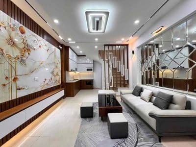 Nhà Phố Dương Quảng Hàm, Ngõ nông, thoáng, Lô Góc. Ô tô 40m, ở luôn
