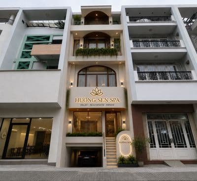 SIÊU PHẨM MẶT TIỀN 40A HOA SỨ, DT 4,5X18M KHU PHAN XÍCH LONG