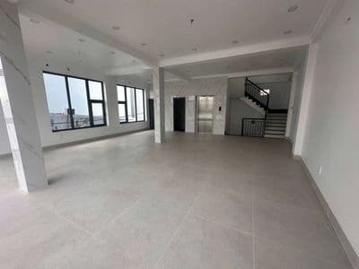 Cho Thuê VP Nguyễn Cửu Đàm Tân Phú 7*20m 4 lầu thang máy giá 35tr