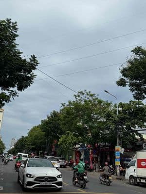 NGUYỄN VĂN THOẠI 4 TẦNG . NGANG 8M