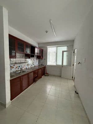 Bán căn hộ PHÚ MỸ THUẬN 3pn 2wc 87m2, tầng thấp. Giá bán: 2.4 tỷ