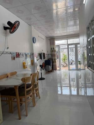 Chính chủ bán nhà ngay trung tâm TPVT 40m2 giá 890tr. Nhà Mới ở ngay