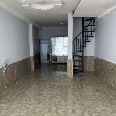 Cho thuê nhà mặt tiền 1 trệt,2 lầu. Sát ngã Tư Bảy Hiền, BV Thống Nhất