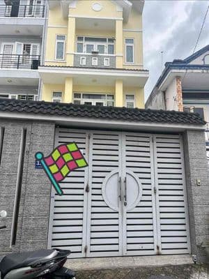 CHO THUÊ NHÀ MẶT TIỀN ĐƯỜNG SÂN ĐẬU XE HƠI 4PN GIÁ 16TR