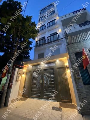 CHDV 17P full nội thất, DT 80tr/th ngay TKTQ T 9 tỷ 8 thương lượng !