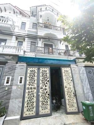 Cho Thuê Nhà 3 Tầng 4PN - Lã Xuân Oai, Quận 9