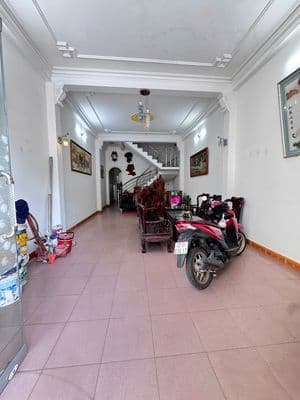 Cho Thuê nhà 4 tầng mặt tiền đường Lê Đình Lý ,Khu Thanh Khê ,Đà Nẵng.