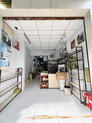 Bán nhà MT Lê Lâm 3.25x19m Nhà cấp 4 gác lửng mới, giá 8.4