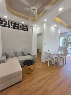 Chung Cư Lô C Lý Thường Kiệt, 50m2, 2 Pn, Nội thất mới 100% giá 3,25T