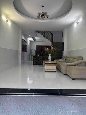 NHÀ NGUYÊN CĂN HẺM XE HƠI 2PN 2WC