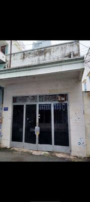 cần cho thuê gấp căn nhà 52m2 ngay Trung Tâm Quận Tân Phú.