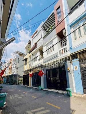 Bán NHÀ 3 TẦNG QUỐC LỘ 13 Phường Hiệp Bình Phước Tp Thủ Đức Tp Hcm