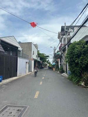 GIẢM CHÀO – GIÁ MỚI CHỈ 3.279 TỶ Nhà đẹp ở ngay – Hẻm xe hơi 5m