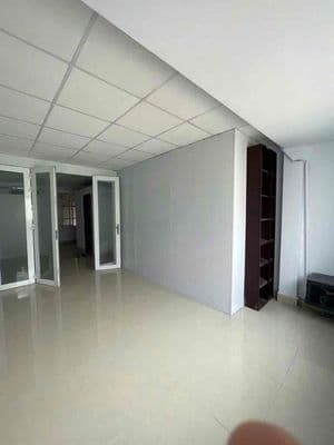 CHO THUÊ NHÀ MẶT TIỀN NGUYỄN HỮU CẢNH - BÌNH THẠNH - NGAY Q1 Và Q2