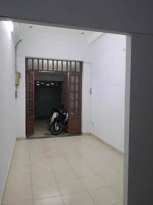 Cho thuê nhà mặt tiền Trần Văn Quang 3x19 1 trệt lầu sân thượng 2pn2wc