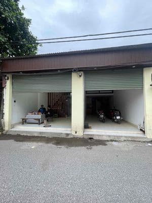 Cho thuê nhà mặt đường Hưu hòa.Kinh doanh và ở tốt