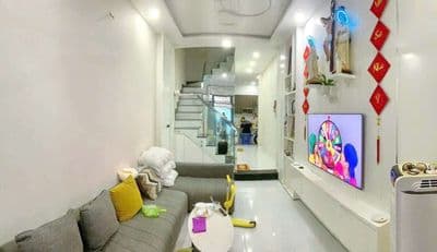 Bán nhà xác chợ Phạm thế hiển cách MT 50m