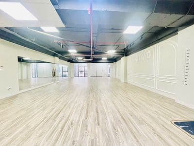 Cho thuê vp phố Lạc Long Quân,dtsd 30m2 – 50m2, giá từ 5,5tr – 8tr/th