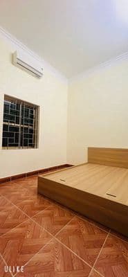 Cho thuê nhà riêng ngõ 467 Lĩnh Nam -42m2-3 tầng