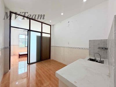 Cho Thuê Căn Hộ 1PN Tách Bếp Cửa Sổ Full Nội Thất Ngay Bờ Kè Hoàng Sa