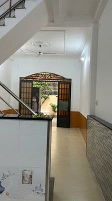 Cho thuê nhà 2pn hẻm xe hơi đường Phạm Văn Bạch Quận Tân Bình