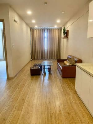 Cho thuê chung cư Sài Gòn Town 2 phòng ngủ, 65m2 đầy đủ nội thất