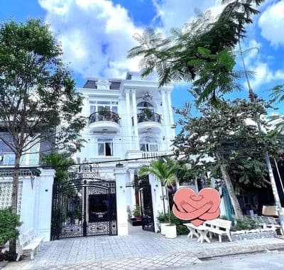 Cg. biệt thự 3 tầng tân cổ điển cao cấp kdc xây dựng giáp khu nam long