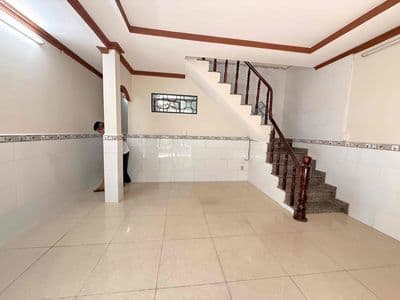 Cho thuê nhà ng căn q7 giá 11 mặt tiền hẻm