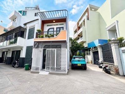 TÀI NHÀ TỐT Full house Đối điện trường mầm non dành cho vk ck trẻ