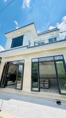 Bán nhà mới xây hoàn thiện – ngang 8m rộng rãi – nguyễn thị thử