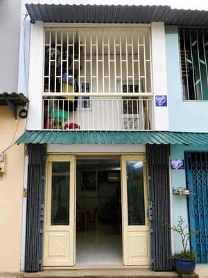 Bán gấp Nhà riêng 2 Tầng 40m2sd hẻm 6m xe tải tránh sát QL1A chỉ 1ty9.
