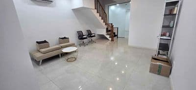 Tầng trệt Vạn Phúc City 5x21m có máy lạnh, hầm để xe giá 13 triệu