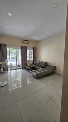 Cho thuê nhà mới mt đường số 4, p.12, q.tân bình nhà 3 tầng giá35tr