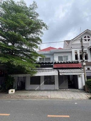 Biệt thự ngang khủng 10x20m gần tttm gigamal phù hợp đa nghành nghề
