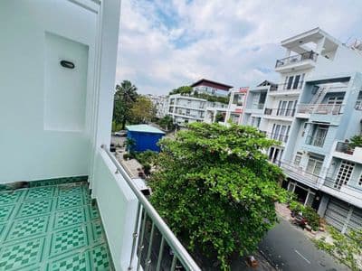 Nhà KDC Bình Phú, 60 m2, 4 tầng, đường 12 m, sẵn dòng tiền thuê