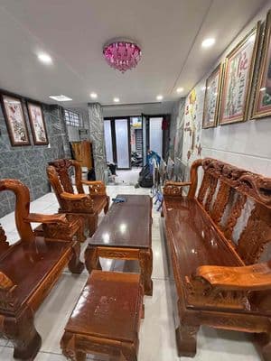 Mặt tiền đường kinh doanh đỉnh- 4 tầng -4*16m -6.3 tỷ bùi quang là
