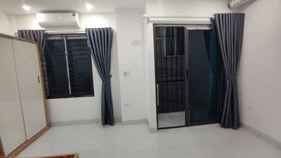 Chính chủ. Phòng 3tr3 ở 250/80 Phan Trọng Tuệ. Cửa sổ ban công