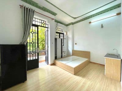 4triệu6 đã có ban công đường Phan Văn Sửu, P13, Tăn Bình