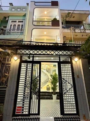 Khu tên lửa ^^ đẹp mới tinh , 4x16m, đúc 1t 2l, aeon mall bình tân