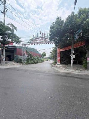 chính chủ bán nhà mặt phố Vĩnh Trung Ngọc hồi Hà Nội