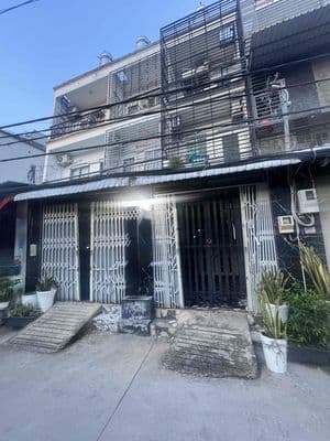 Nhà 4 phòng ngủ, có nội thất, hẻm xe hơi , ngay cầu long kiển
