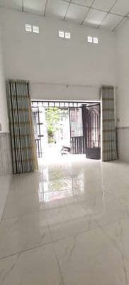 Gấp bán . Nhà hẻm xe hơi 52m2 đất . 3 phòng . Chỉ 3,9 tỷ