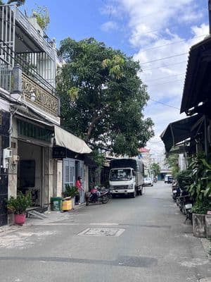 Hẻm xe hơi thông- 2 tầng 35m2- ngay lê văn quới, ngã tư bốn xã- 3pn
