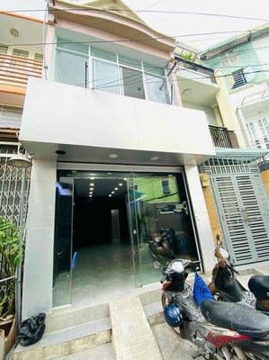 Sát mặt tiền lê văn sỹ quận 3 - 2pn 2wc / ngang 4,1