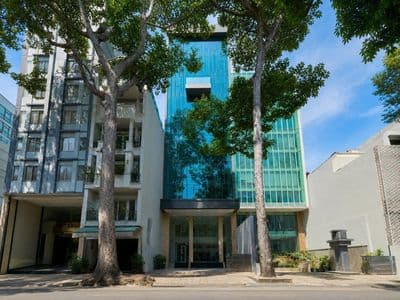 Cho thuê toà building 1800m2 mới hoàn công tại trung tâm quận 1