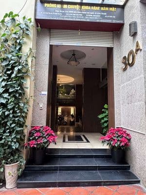 cho thuê mặt bằng quận hoàn kiếm mở spa , phòng khám