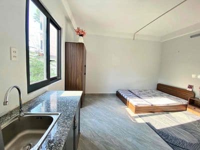 CHO THUÊ CĂN HỘ FULL NT Phường Hoà Hưng quận 10 gần vòng xoay dân chủ