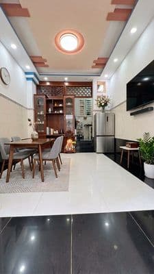Bán nhà Bông Sao Quận 8, sẵn dòng tiền-26m2, 4 tầng, sổ riêng hơn 4 tỷ