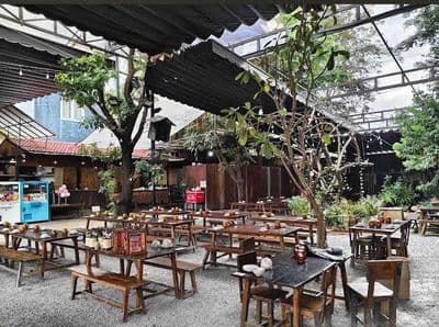 Cho thuê MBKD 2000m2 không gian mở đã từng làm nhà hàng nướng lẩu.